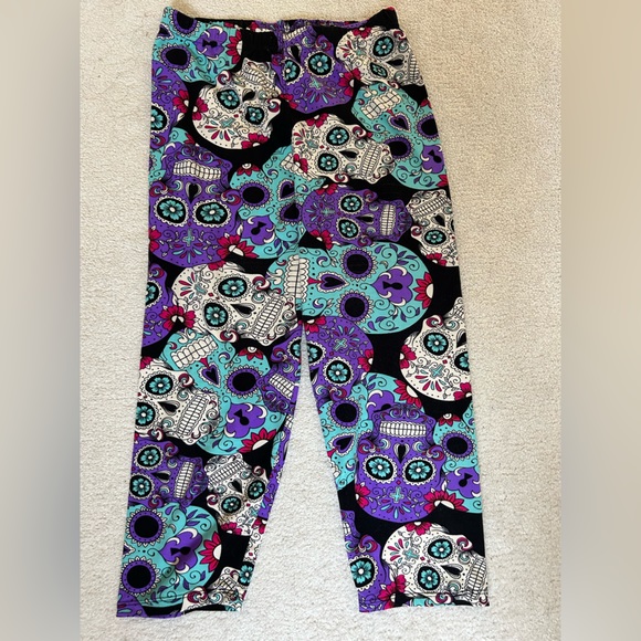 Fun leggings with skulls - Picture 1 of 2